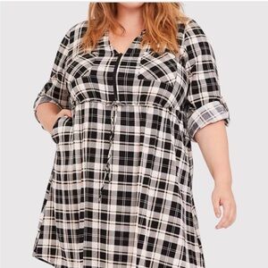 Torrid Black & White Plaid Women's Dress Size 4